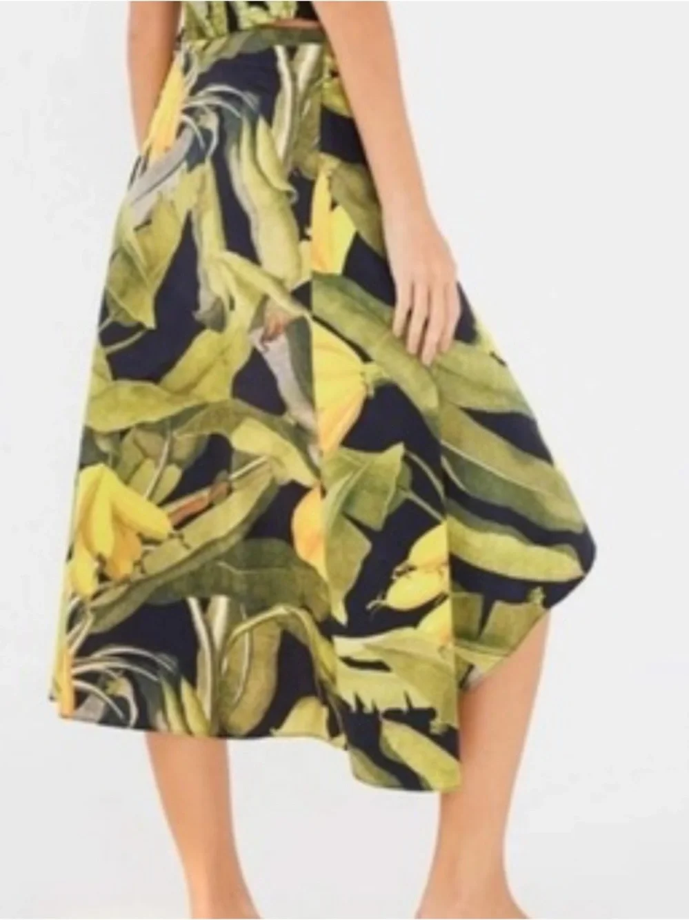 FARM Rio Banana Craze Print High-Low Skirt - Picture 2 of 7